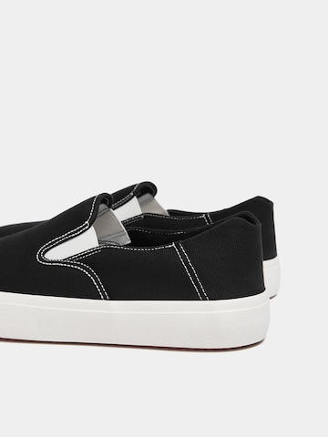 Pull&Bear Sneaker in Schwarz