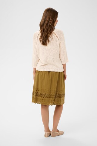 Cream Pullover in Beige