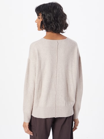 ABOUT YOU Sweater 'Asta' in Beige