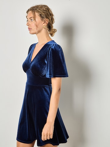 Apricot Cocktail Dress in Blue