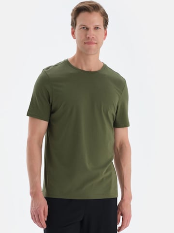 Dagi Tričko - Zelená: predná strana