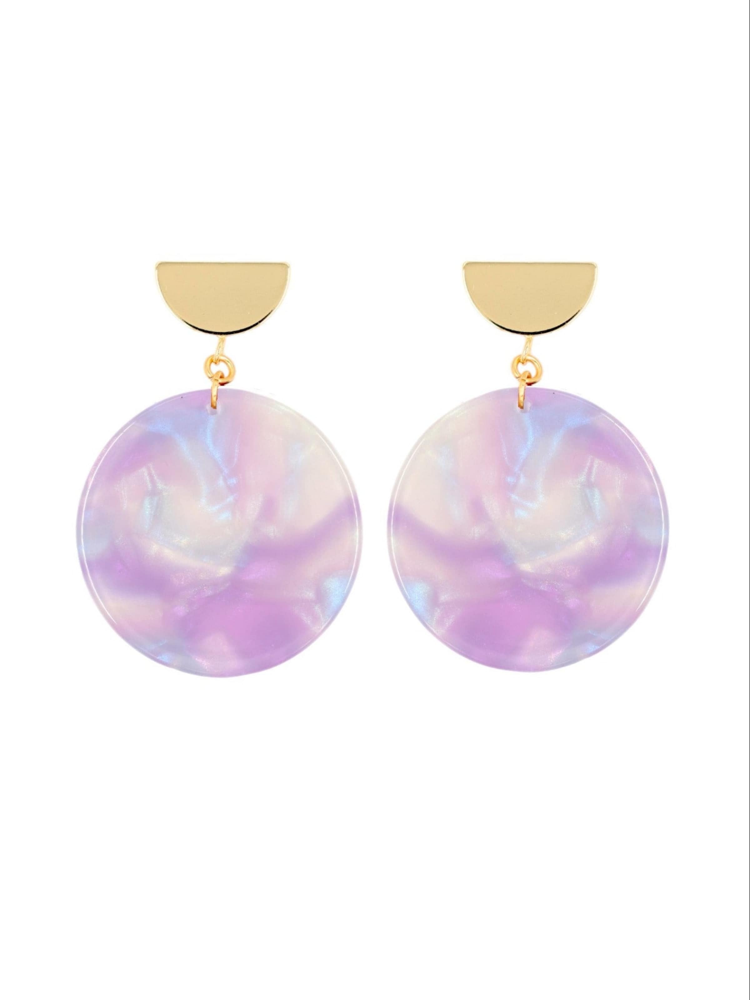Fräulein Wunder Earrings 'Acetat Amal' in Purple: front
