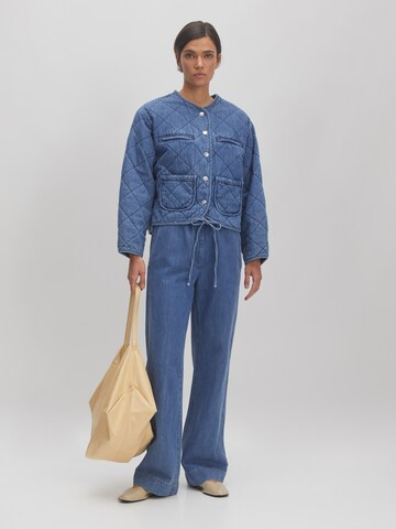 EDITED Regular Jeans 'Mabel' in Blue