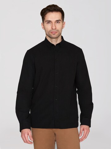 KnowledgeCotton Apparel Regular Fit Hemd 'Harald' in Schwarz: Vorderseite