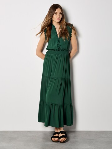 Robe ' ' Apricot en vert