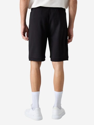 Tommy Life Hose 'Shorts'‌‌‌‌‌‌‌‌‌ in Schwarz