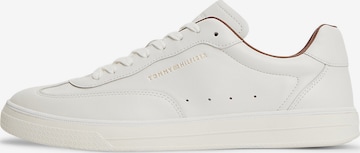 TOMMY HILFIGER Sneaker in Weiß: Vorderseite