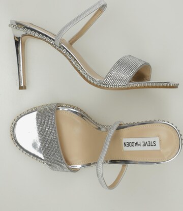 STEVE MADDEN Sandals & High-Heeled Sandals in 39 in Silver: front