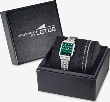 Montre à affichage analogique Lotus en vert : devant