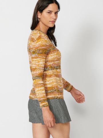 KOROSHI Sweater in Gold