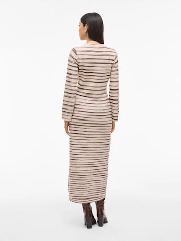 Robes en maille 'VIALAINA' VILA en beige