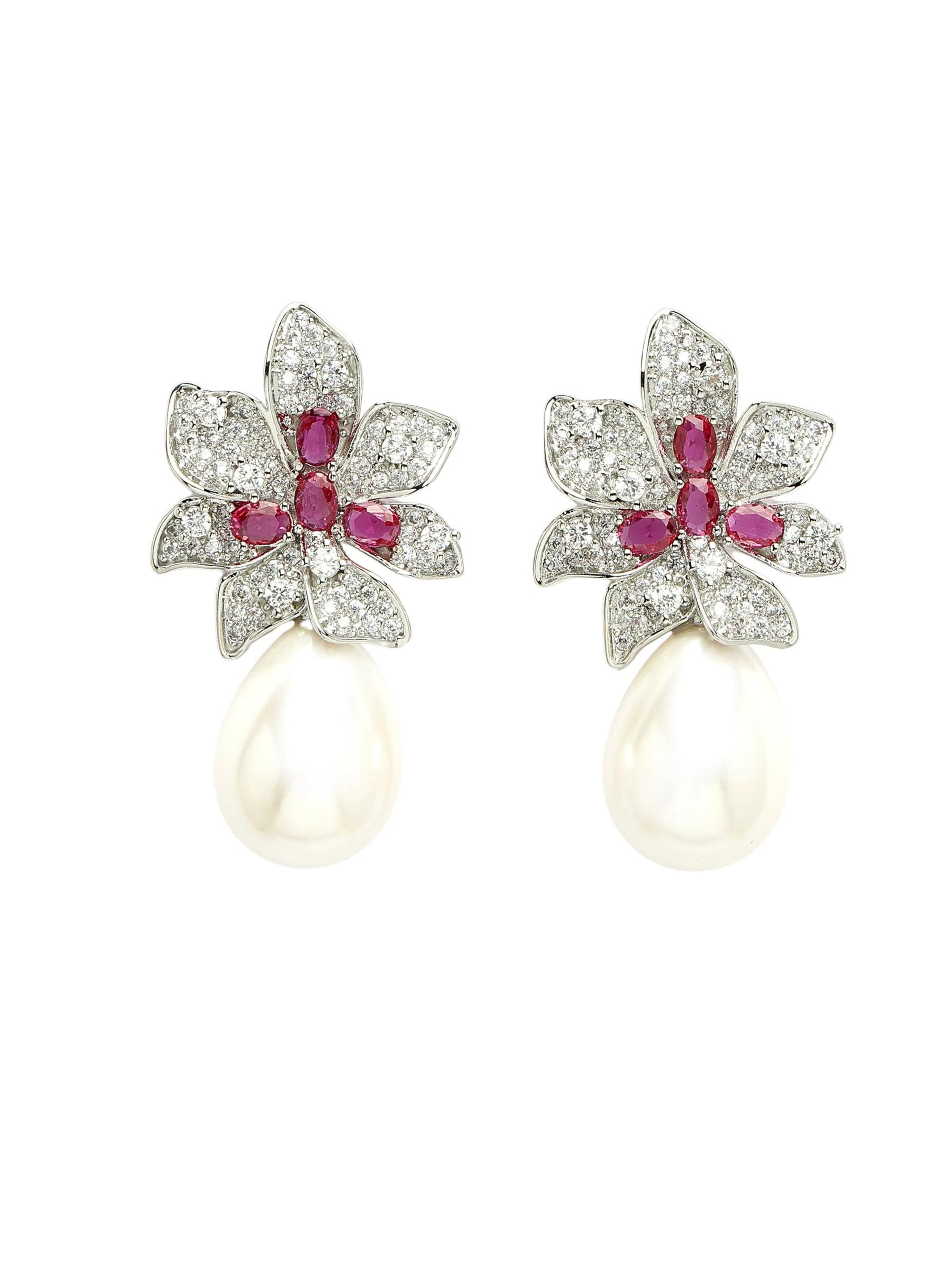AVANT-GARDE PARIS - Pendientes 'Elenaina' en blanco: frente