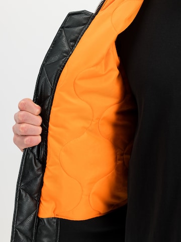 ALPHA INDUSTRIES Jacke 'Cwu Fl Mod' in Grün: Vorderseite