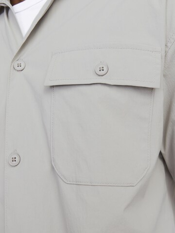 JACK & JONES Comfort fit Button Up Shirt 'ALTITUDE' in Grey