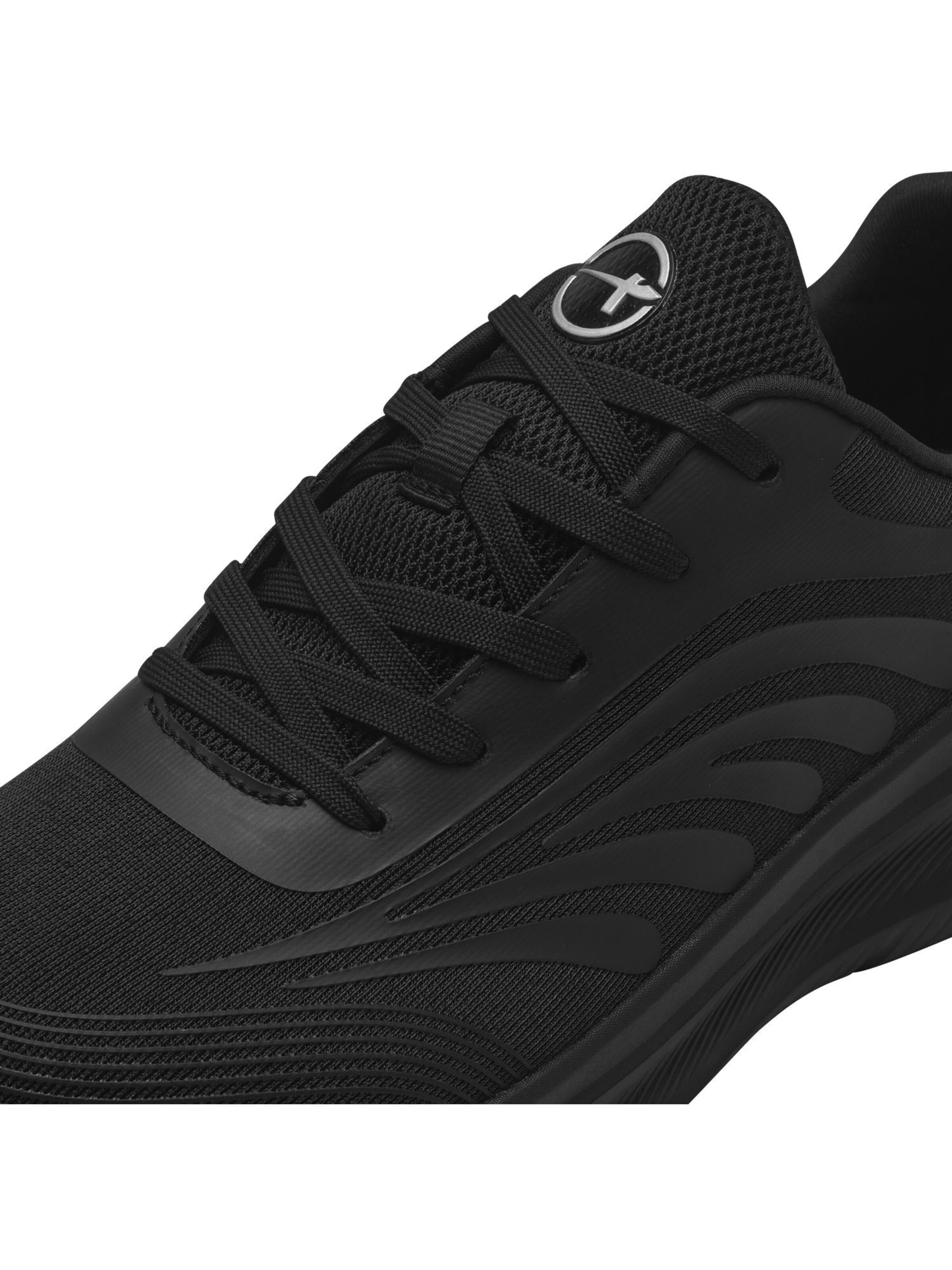 Sneaker bassa di Tamaris in nero