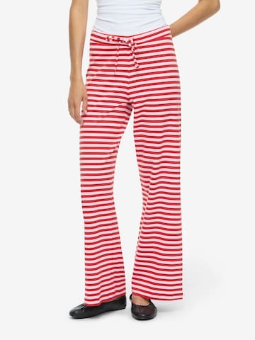 Regular Pantalon 'STORMI' Noisy may en rouge : devant