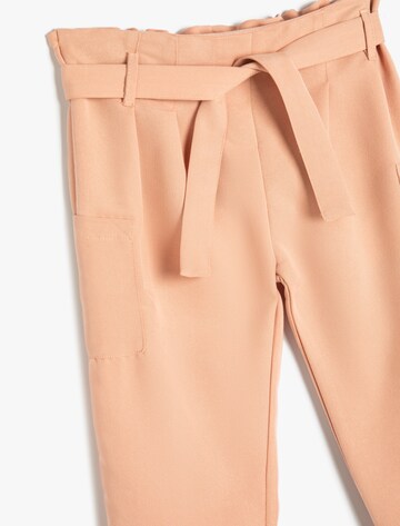 Koton Tapered Broek in Oranje