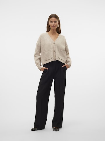 VERO MODA Вязаная кофта 'VMGemma' в Серый