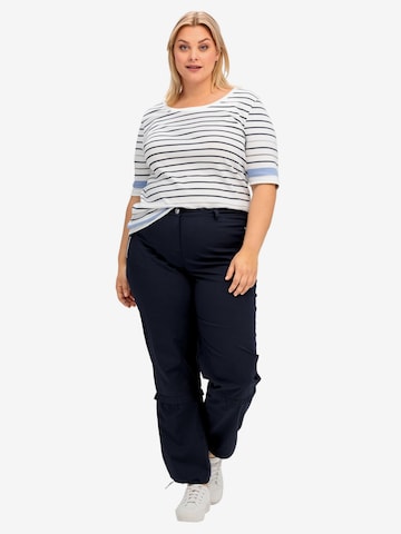 SHEEGO Regular Cargo Pants in Blue