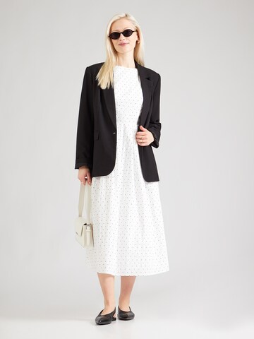 balts ABOUT YOU Kleita 'Claude'