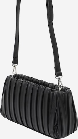 Seidenfelt Manufaktur Crossbody Bag 'Nivala' in Black: front