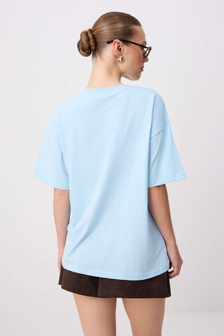 Trendyol T-shirt i blå