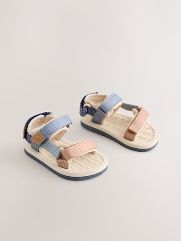 Next Ανοικτά παπούτσια σε μπεζ