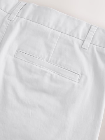 Next Slimfit Hose in Weiß