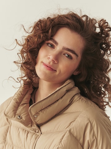 TATUUM Демисезонная куртка 'SILENCA' в Бежевый