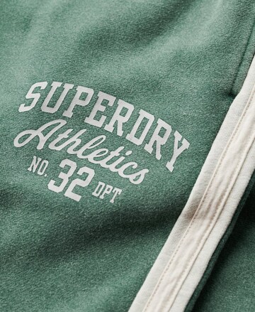 Effilé Pantalon Superdry en vert