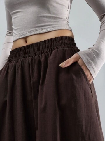 Busem Skirt in Brown