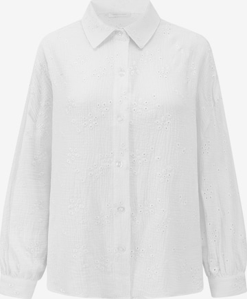 SASSYCLASSY Bluse in Beige: Vorderseite