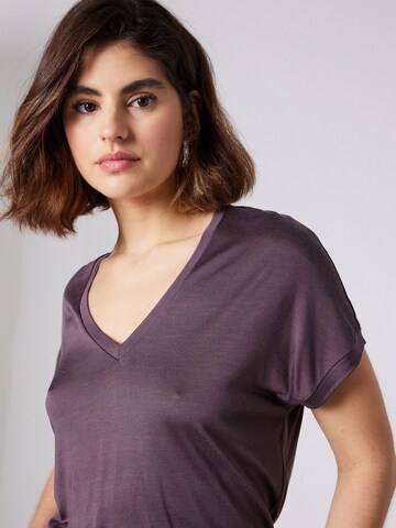 Guido Maria Kretschmer Women Shirt 'Nia' in Purple