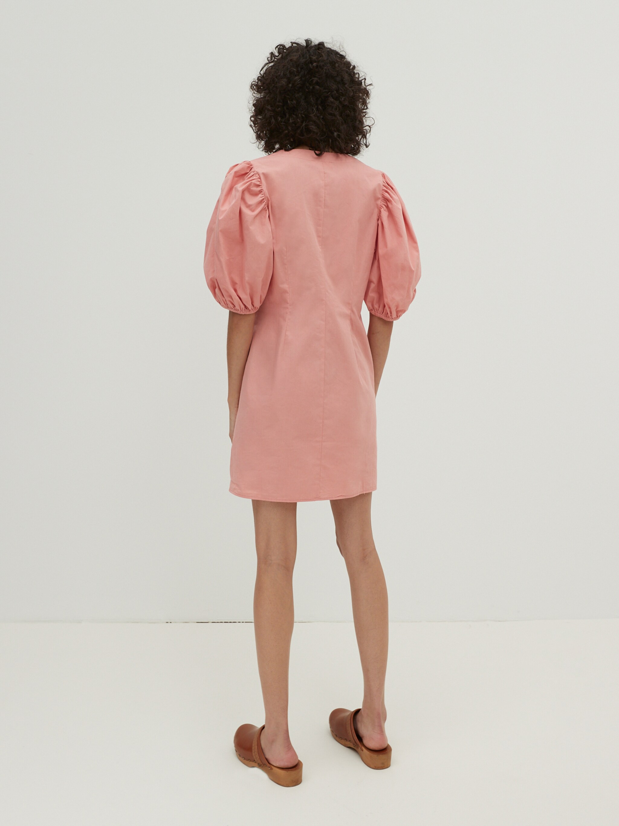 EDITED Produits Robe-chemise rose