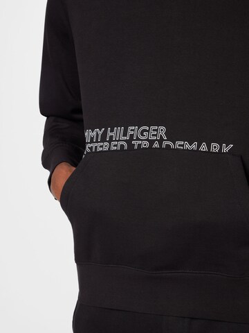 TOMMY HILFIGER Sweatshirt in Zwart
