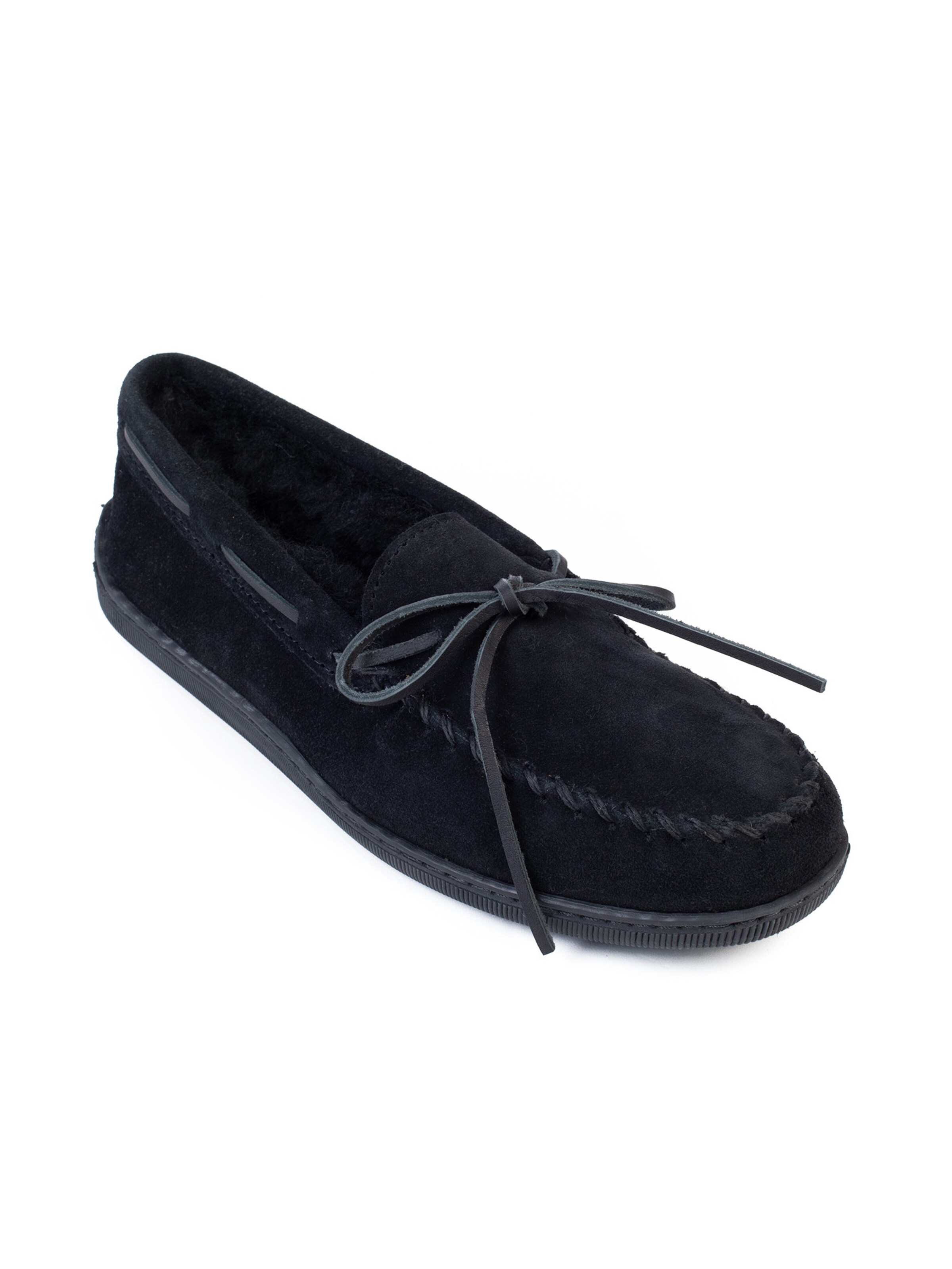 Minnetonka - Mocassins 'Pileline' em preto