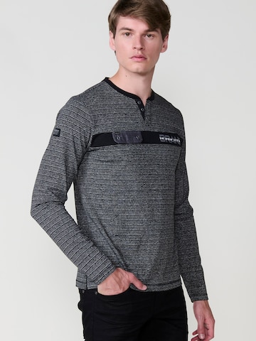 KOROSHI - Camisa em preto