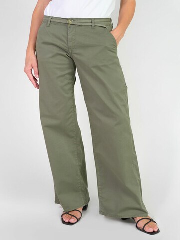 Le Temps Des Cerises Wide leg Chino 'Tahis' in Groen: voorkant