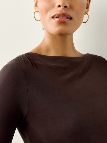 Next Majica | rjava barva