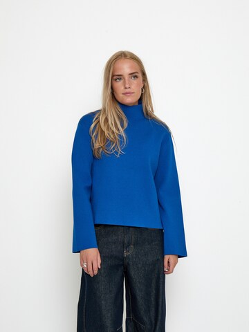Haut 'Lupi' minus en bleu : devant