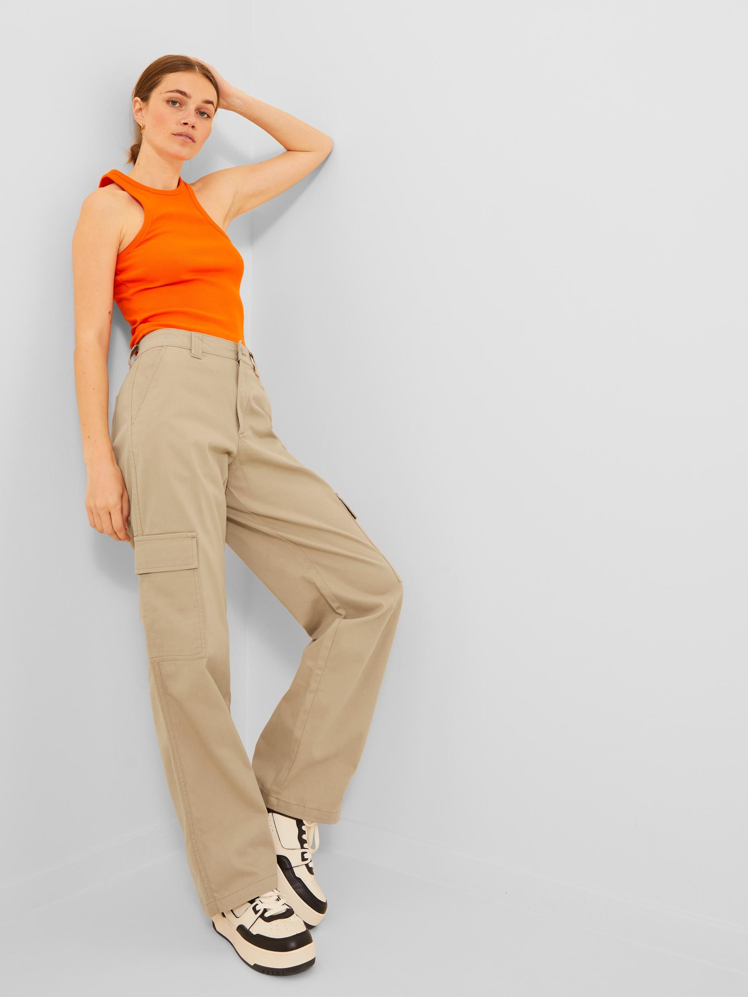 Loose fit cargo pants ladies hotsell
