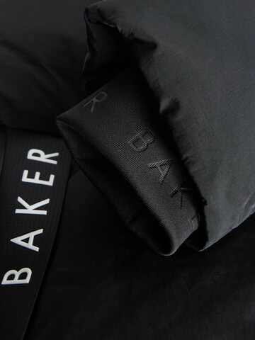 Baker by Ted Baker Χειμερινό μπουφάν σε μαύρο