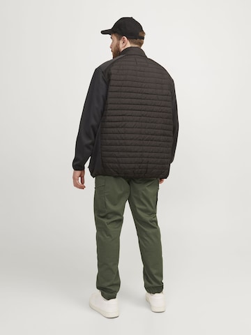 Jack & Jones Plus Конический (Tapered) Брюки-карго 'Paul' в Зеленый