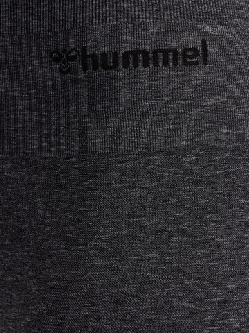 Hummel Skinny Sportbyxa 'Hana' i svart