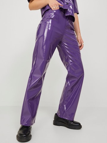 JJXX Loose fit Trousers in Purple: front
