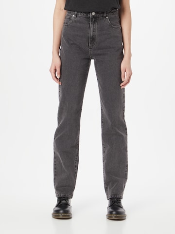 Abrand Regular Jeans 'JANET' in Zwart: voorkant