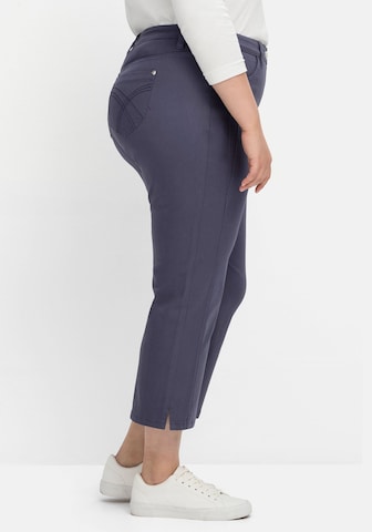 SHEEGO Slimfit Hose in Lila