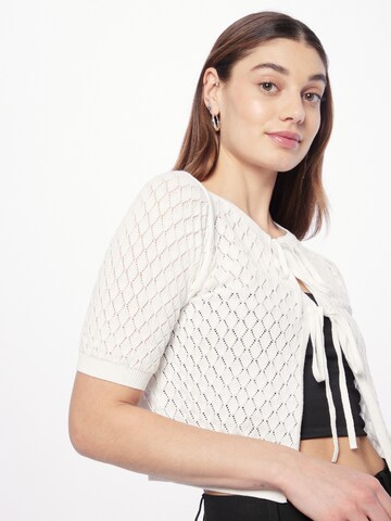 Geacă tricotată 'Paloma' de la A-VIEW pe alb