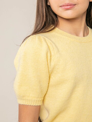 Pull-over 'NEVALIA' Deeluxe en jaune