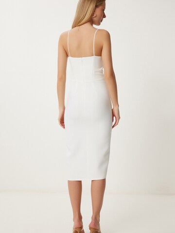 Robe Happiness İstanbul en beige